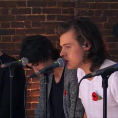 •harry styles• 
motherfuckin p i m p