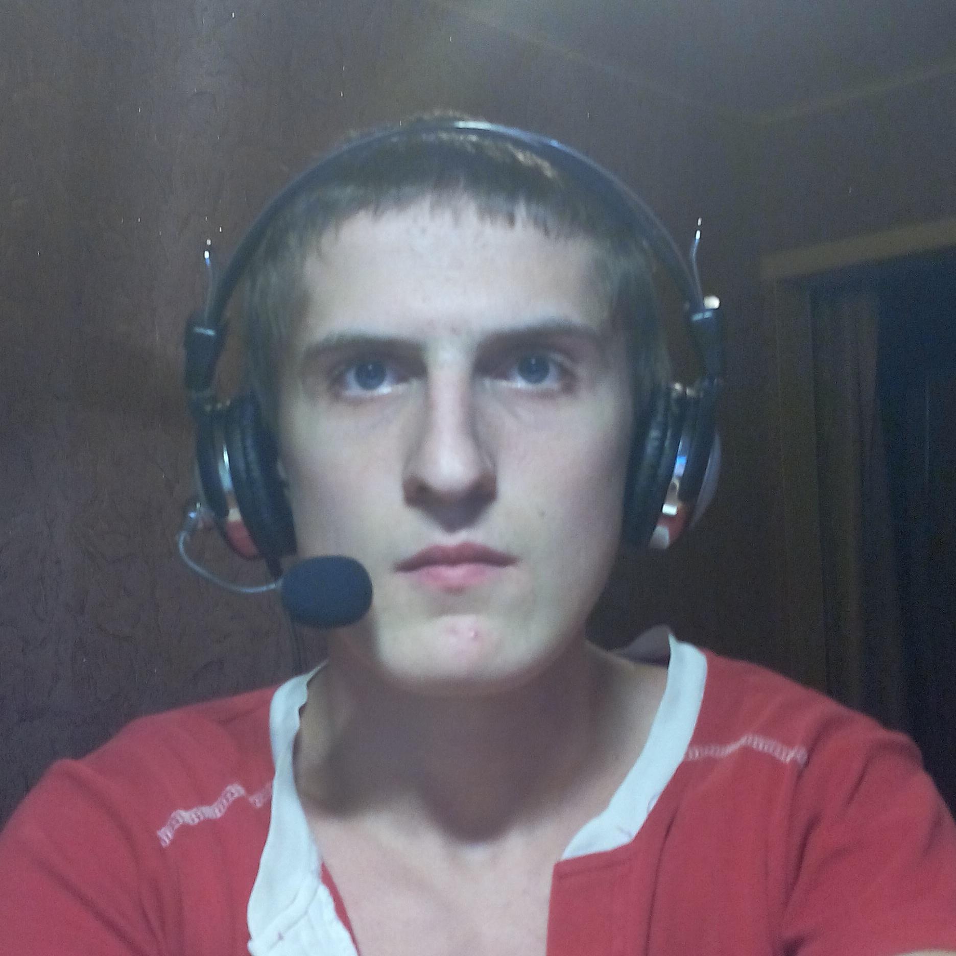 maksim9918's profile picture. 