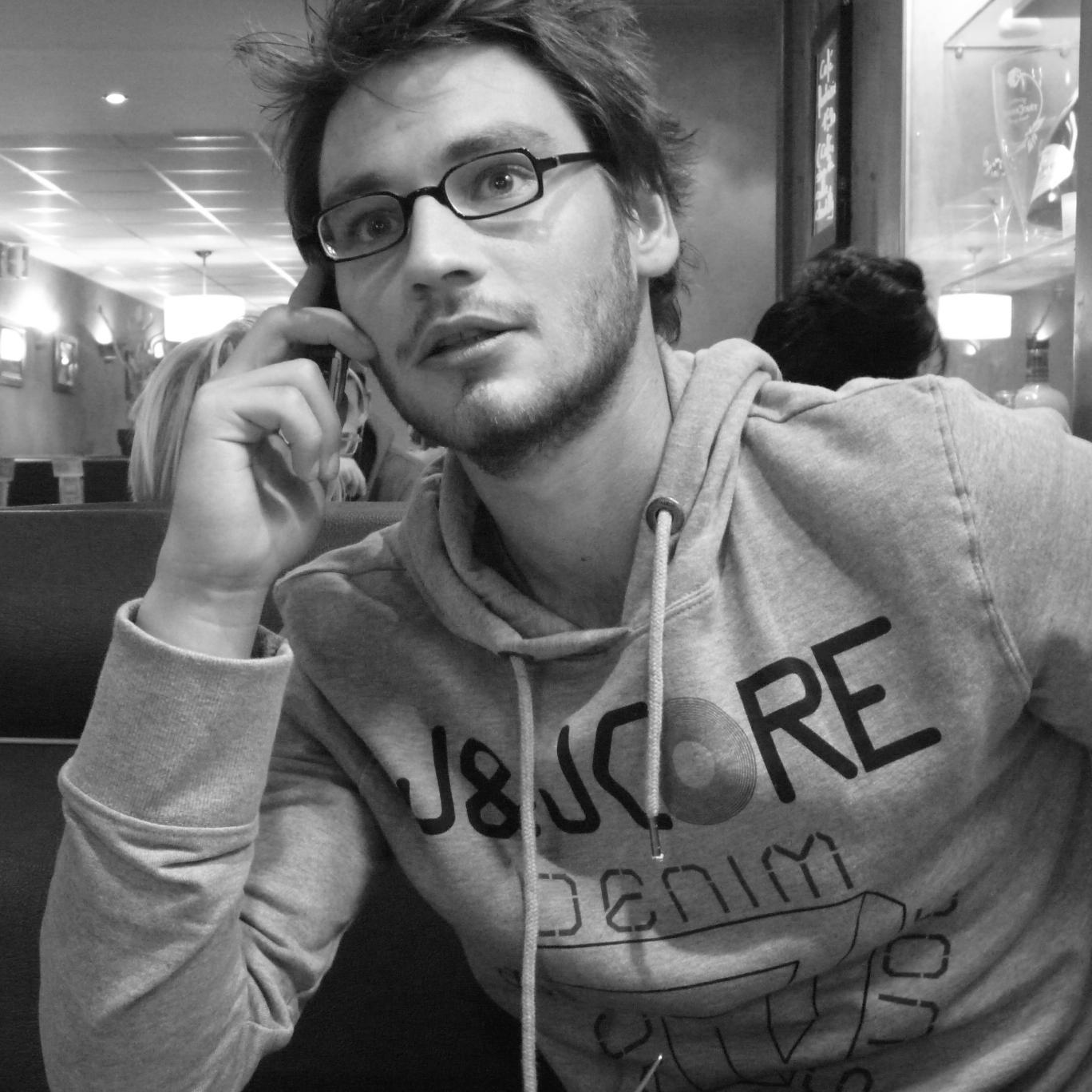 simon_chretien's profile picture. Journaliste - Jogging International