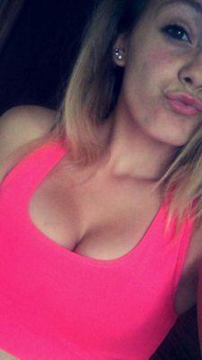 gelly_nigga_'s profile picture. PHS Sophmore, Snapchat: LadyRose22