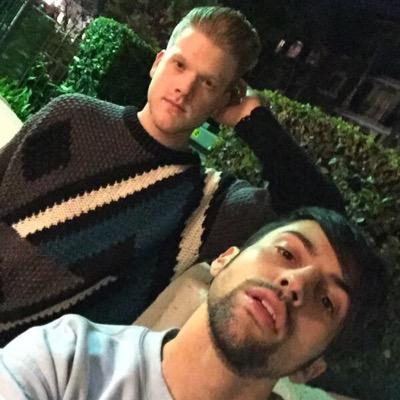 harrychampayne's profile picture. I like to sing and I'm weird.