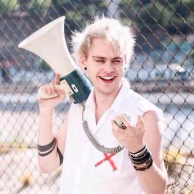 free follow from @rejectmeirwin go follow and have a great day ily