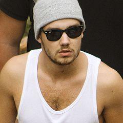 @andreascuddle gave you this follow can you follow her? love you :) x