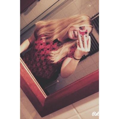 instagram ' @sarinahoekman . ♡ sdv . KORFBAL, blablabla
