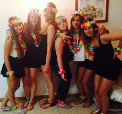 mis niñas  .Las cosas de palacio van despacio. OHANA
