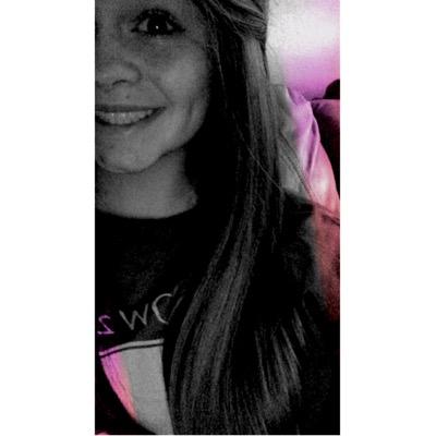 rebecca_270's profile picture. 