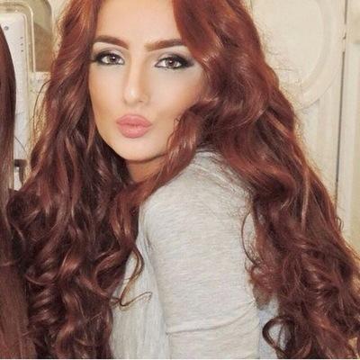 اغنيّ فرحََآ إتمآيل حبًآ إنحني ألمًآ ، أكتب خيآلًا ، طقوُسي وُ إنآ بهآ حُرهَ ♡♡