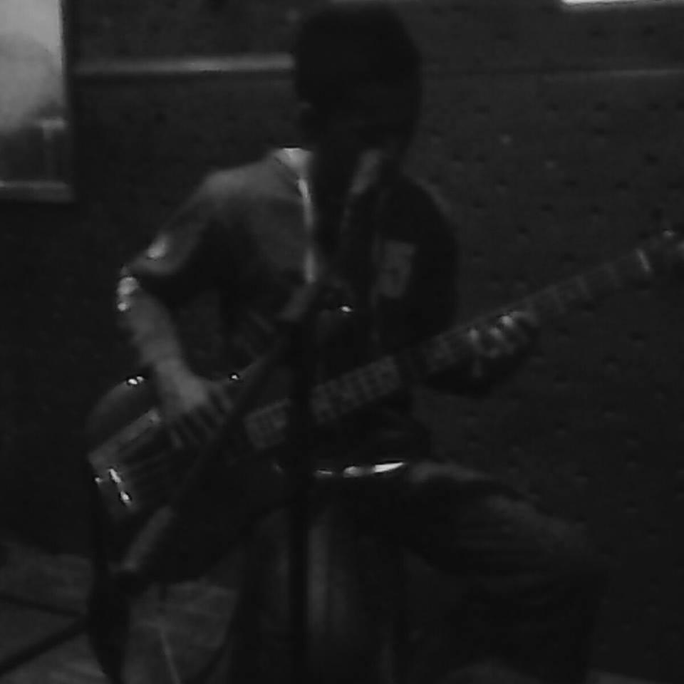 arifandi_ave's profile picture. kehidupan ini menyebalkan, tapi dengan jalannya yang indah :)