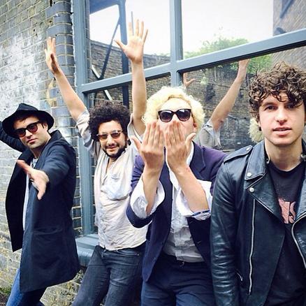 Fã clube para a melhor banda alternativa do mundo. Site virá em breve.... #LOLLAPALOOZA2015