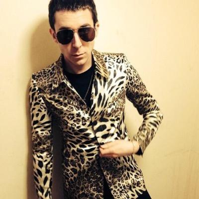 A dapper, Irish musician. @RaenaMclough's roommate. #RP #MV