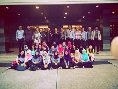 2EB08_gundar's profile picture. kita sekelas terus sampai lulus kuliah, jangan sampai ada perselisihan di antara kita.