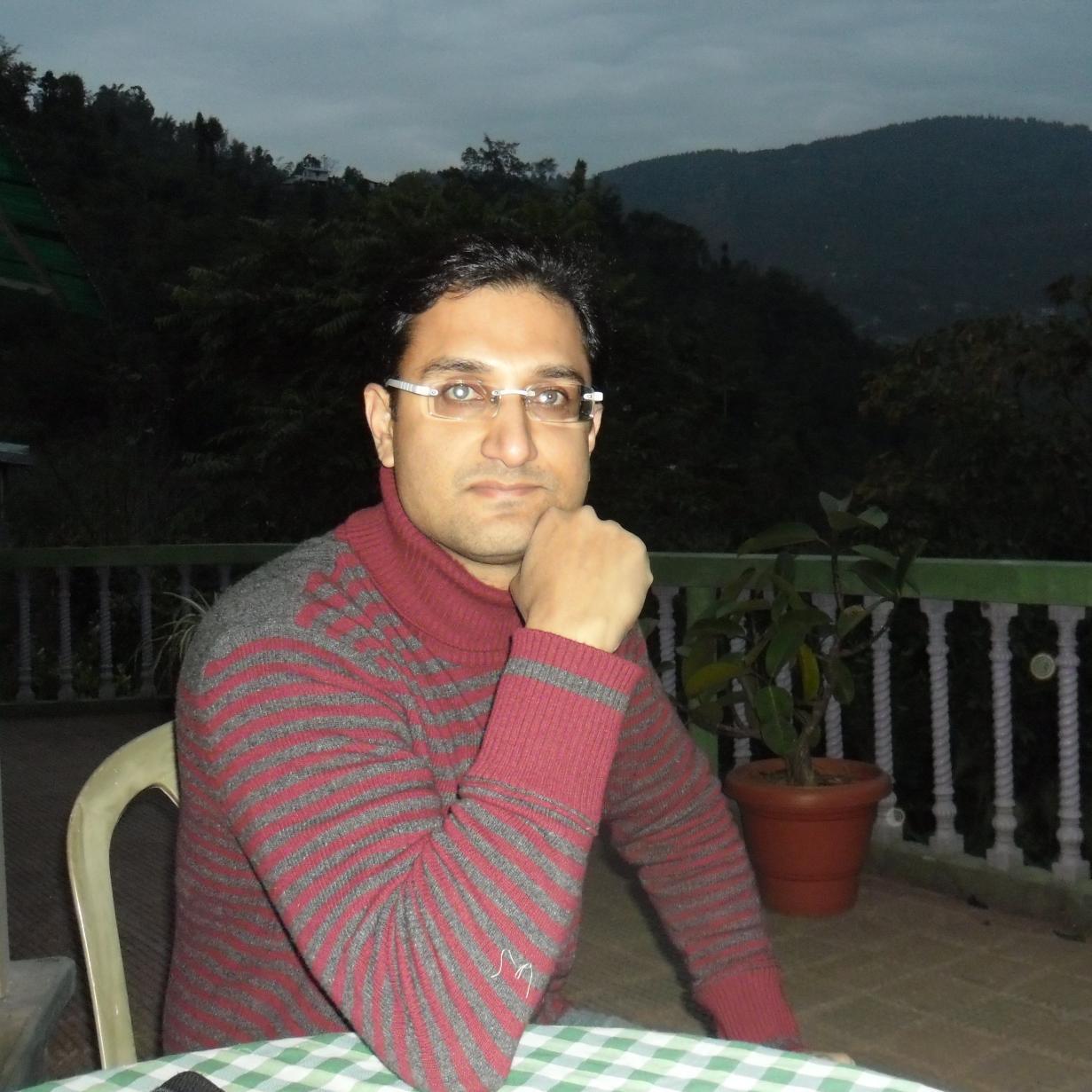 alipto's profile picture. 