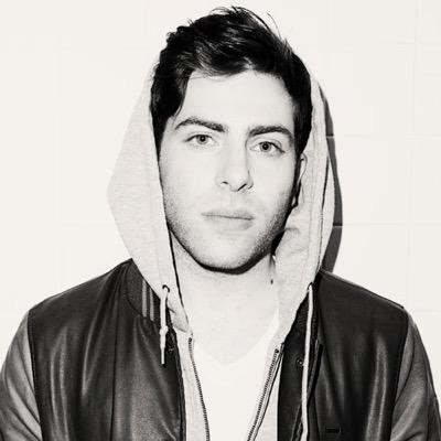 cuz I'm all about Hoodie babyy