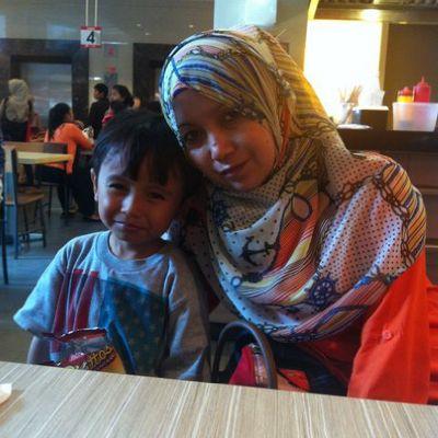 yetydisayadi's profile picture. 