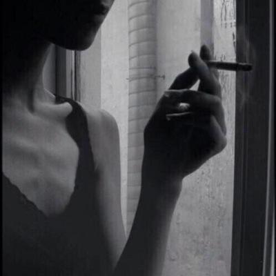 silentlydying12's profile picture. Anorexic/Selfharmer/Depression/ADHD/ Sucidial / alone☝️/smoker