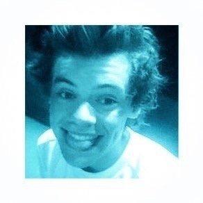 HIII READ THE LINK IN MY BIO FOR EASY QUICK MONEY 100% REAL BRUH earn money for 1d and 5sos tickets bruh CLICK LINK IN BIO