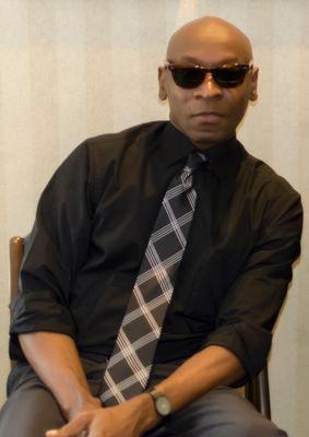 70_to_200_in_28's profile picture. Freelance Photographer in NYC. Specializing in portraits / headshots