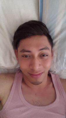we chat: Arechik_boy