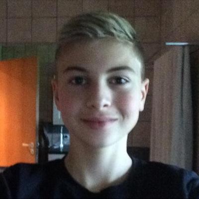Hey follow me or naar