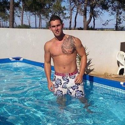 YPerrotini's profile picture. Facebook : Youric Perrotini. Insta : YouYou4581. Snap : You_9