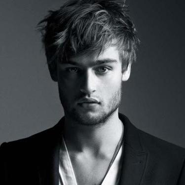 Tweeting about the most wonderful British Actor and HeForShe supporter, Douglas Booth.
Also I am not Douglas Booth - only a fan ❤️