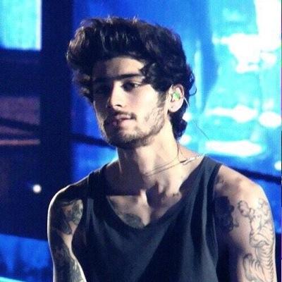 hi you gained a free follow by @kiwizain , please go follow her she's great ✨ ask for follow back :)