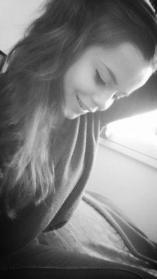 Snap: capucineroll Facebook: capucine rollin ✨