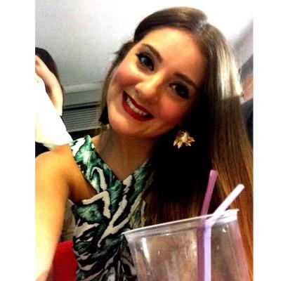 Hay que creer en los sueños para que éstos se creen. Y es que el creer y el crear están tan solo a una letra de distancia .