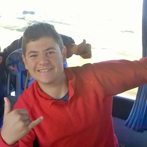 ⚠José Labrador⚠
Las cosas claras, el sexo a pelo y el ron a palo.