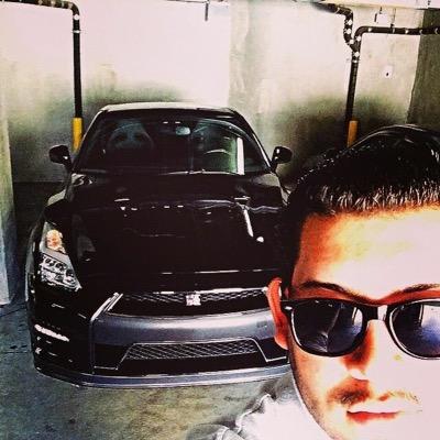 Henrygiron93's profile picture. 