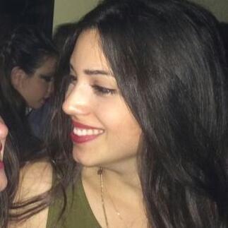 vicky_perouli's profile picture. 