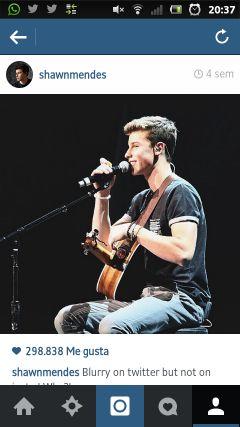 1st account to support @ShawnMendes in Barcelona. |Aria & Noe|