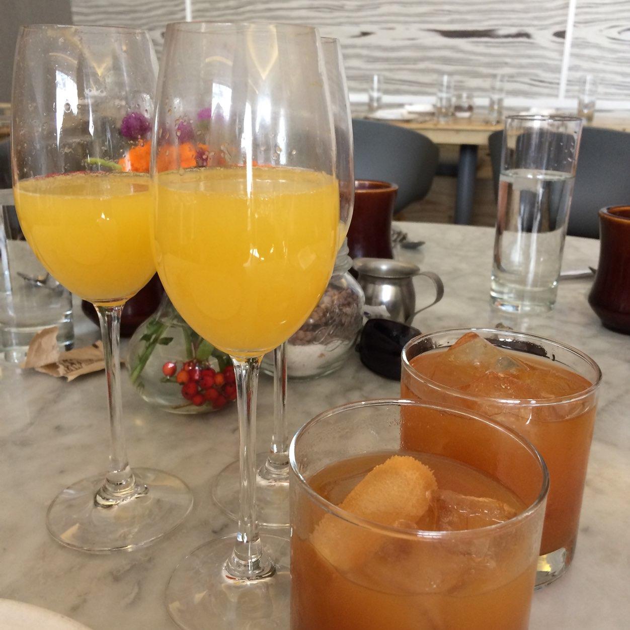 BottmlssBrunch's profile picture. Day drinking + Twitter = Follow us to find out.