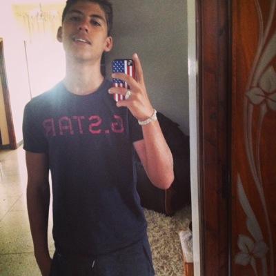 moreau_sami's profile picture. grosse paire de couille a la poutine. tonton morsay c'est un bon  whl il me tue je baise tout les racsite en brochette plus rien a dire