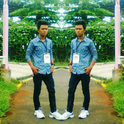 Bravo Music Entertaiment , lagu singel pertama gua Semangat Cinta yang ke dua perjuangan hati ..Penyanyi pop kota Bogor..ini pin 519C2CBF gua .& ini fb gua Dwi