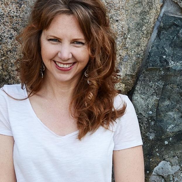 ChooseWiser's profile picture. Speaker/Author/Coach to rising changemakers. Empowering Eco-Women. Wanderlust at heart. Author of Little Changes. Birthing BlueberryWoodsMaine