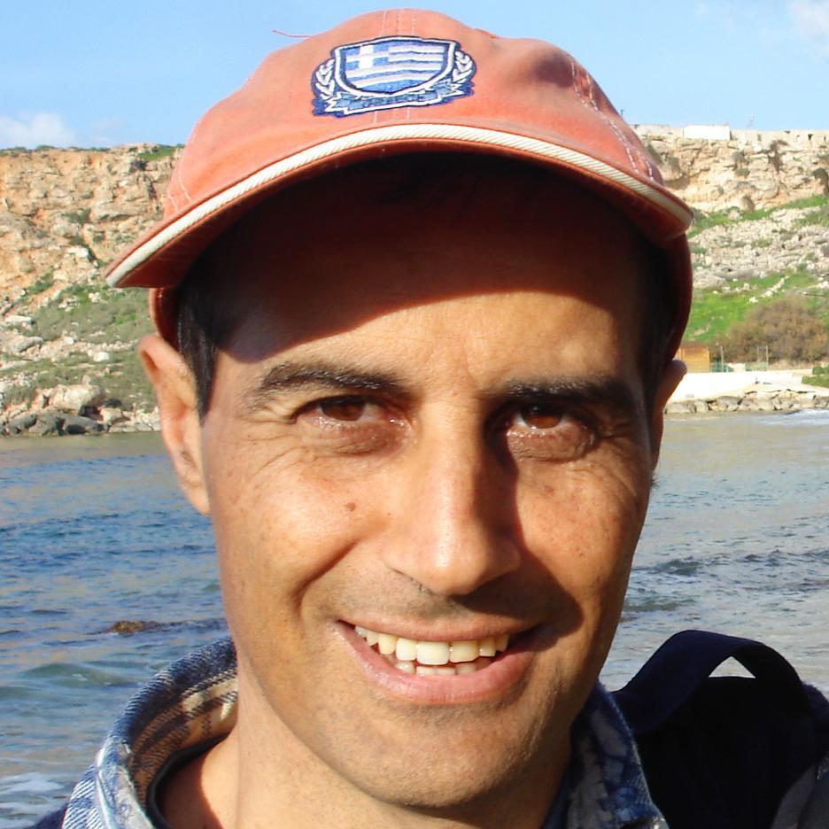 Lawyer, Founder of Gaia Foundation, Malta & Monte Altore Yoga Retreat Centre, Sicily; Researcher on International Affairs, Law & History. Writer on Aphorisms.