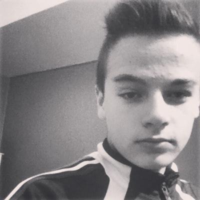 roubs77's profile picture. #75 77 78 91 92 93 94 95 ca c la France