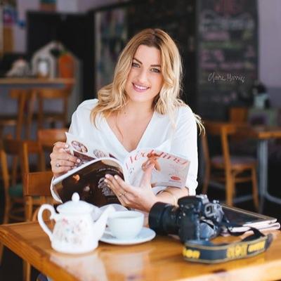 Cape Town based Professional Photographer, specialising in wedding, fashion and portrait photography. I love natural light and all things BEAUTIFUL!!