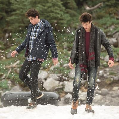 Nash Grier & Cameron Dallas. (Nash/12)