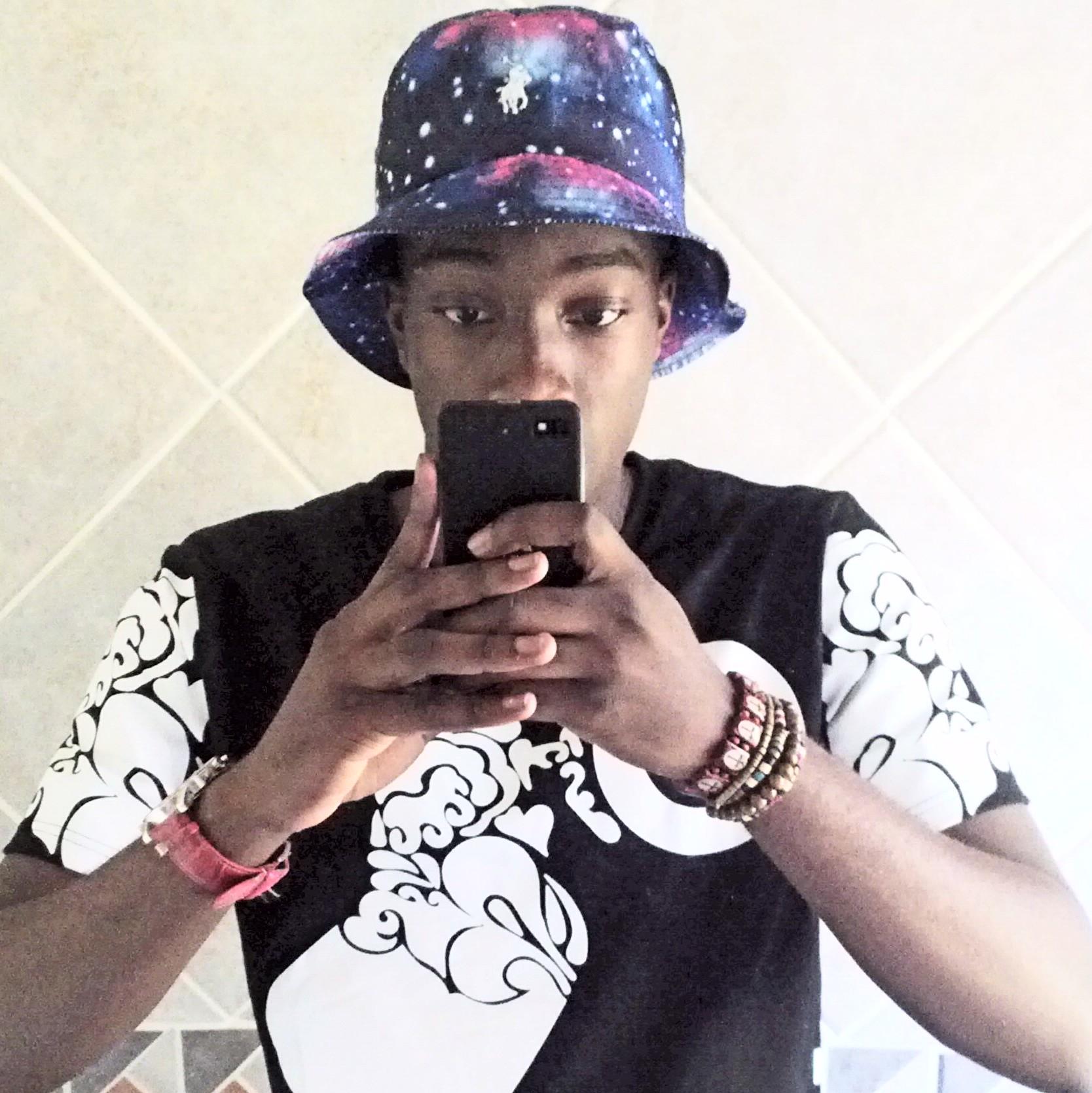 Yo'Follow me and I'll follow back