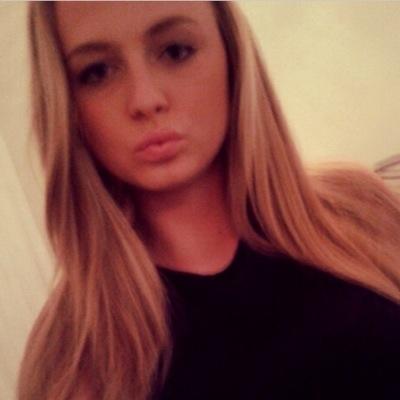 mylanaxx's profile picture. IG: mylanaxx