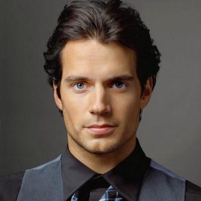 21 anos fotografo, modelo , escritor, filosofo, amante dos animais, e acima de tudo um grande apresiador do amor.... @clubefollowback