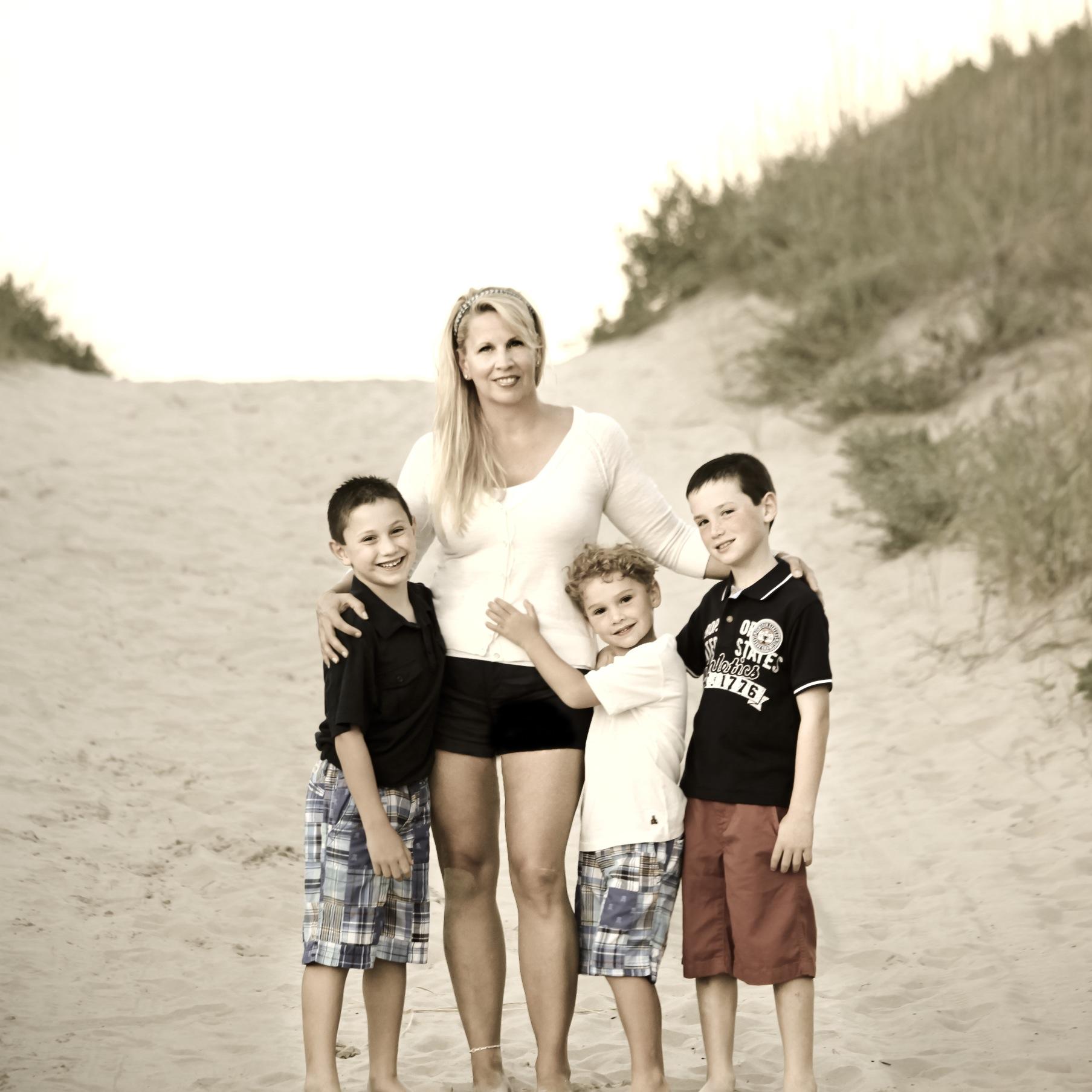 Mom to 3 Awesome boys, Wife to a Ginger, Loyal Sister, Soul Friend & Dali Mama. Photographer, Business Owner & Health Nut. Trying a little harder every day!