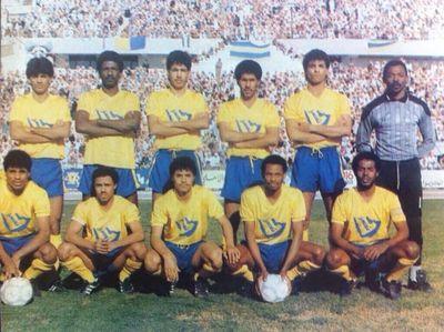 samoa425's profile picture. ‏افكر احلل انقد اكتب ومستقل برأيي 
وابحث عن الحرية وعضوا في مجلس المنزل