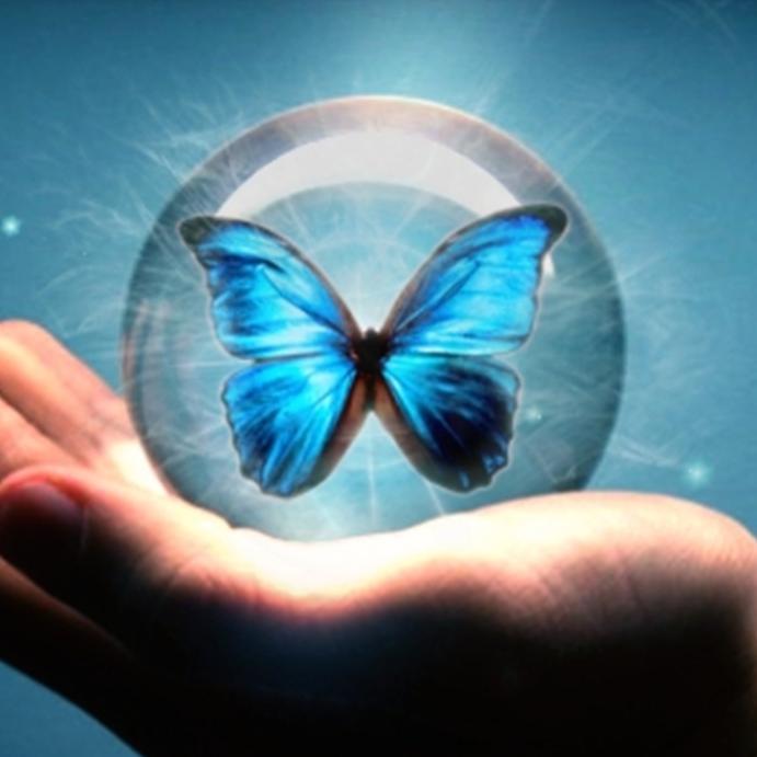 M3lisandre's profile picture. *hacked*