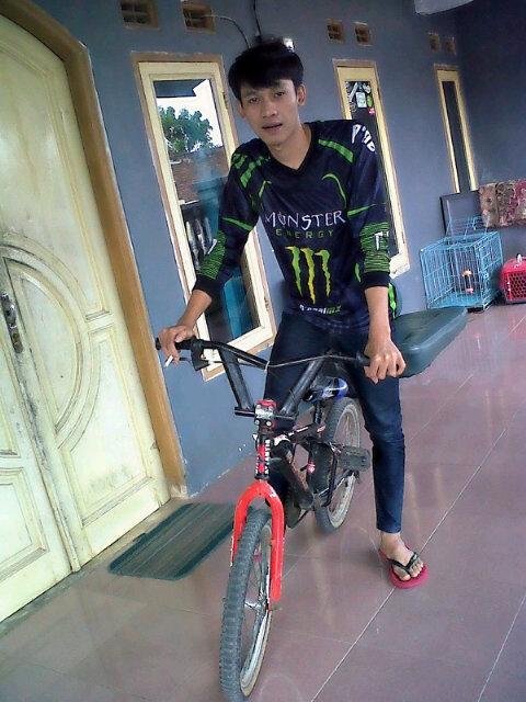 Darwis_Wiez's profile picture. 