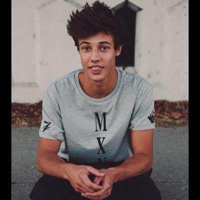 Never give up on something you want❤️ Cameron Dallas