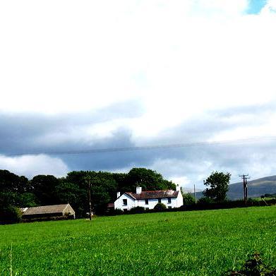 SNOWDONIABREAKS's profile picture. Quality Snowdonia Family & Group Accommodation. Bwthyn Gwylia Moethus. Sleeps 14.Sea & Snowdon views.