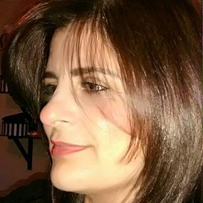 psicopedagoga, mãe, mulher, esposa.......Quando eu digo, “Eu sou um cristão,” Eu não falo com orgulho humano
Eu estou confessando que tropeço e necessito Deus